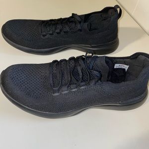 APL Techloom Breeze. Size 8. Worn 3 times.